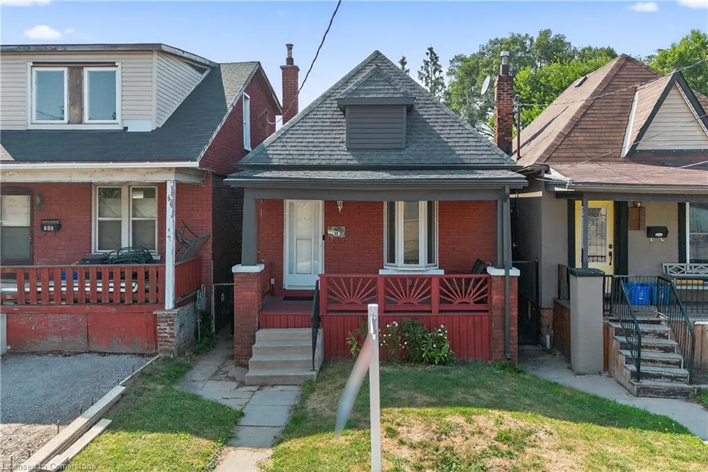 111 Hillyard Street