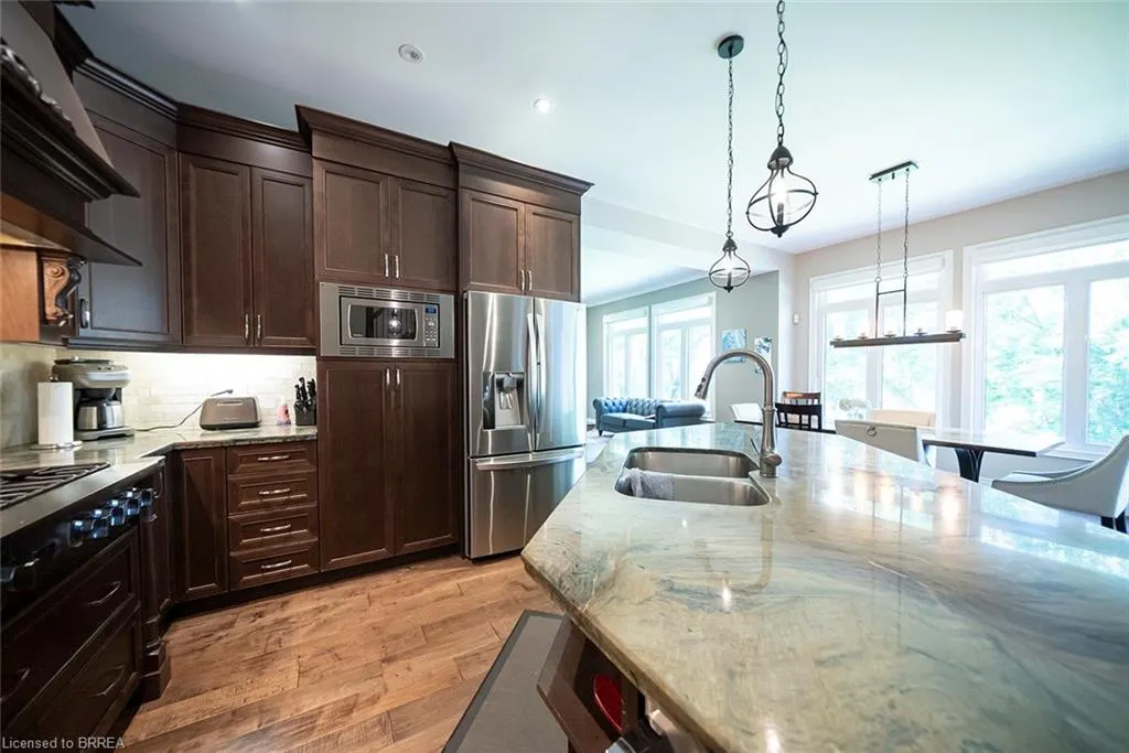 158 Willow Street, #2