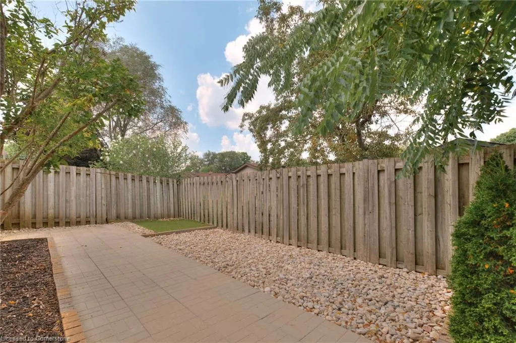 484B Red River Drive
