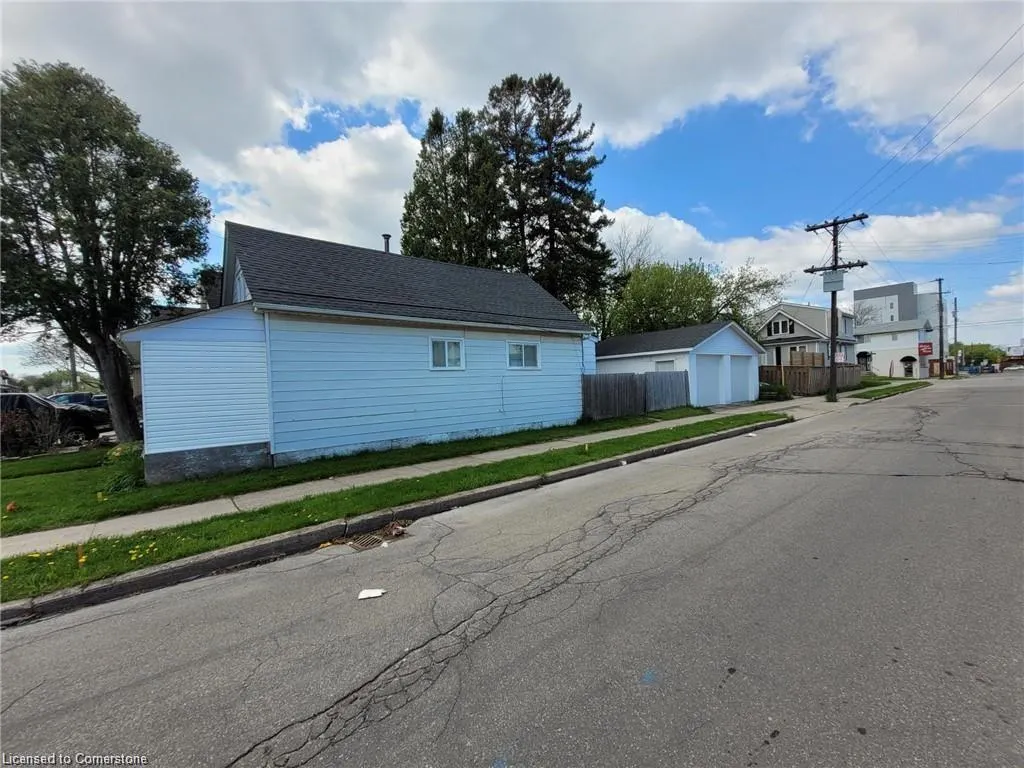 2 Craigroyston Road
