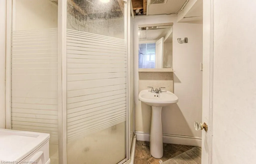 76 Brentwood Avenue