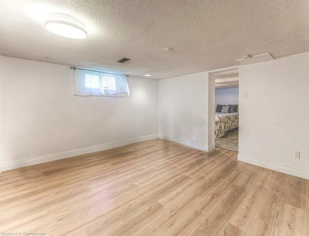 76 Brentwood Avenue