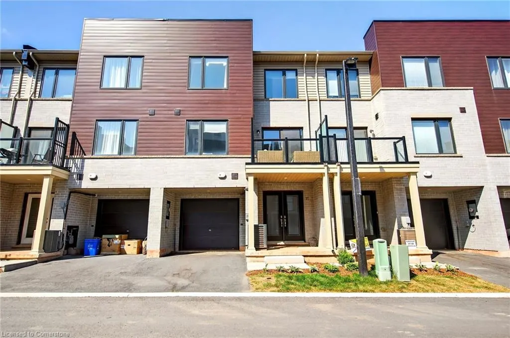 27 Dryden Lane