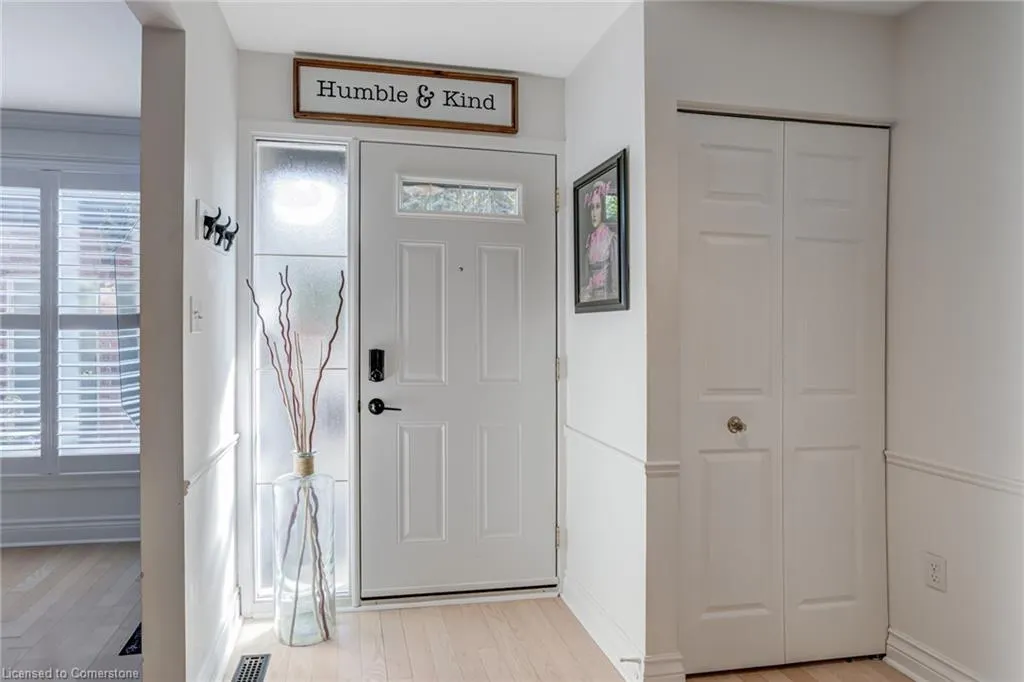 1560 Kerns Road, #5