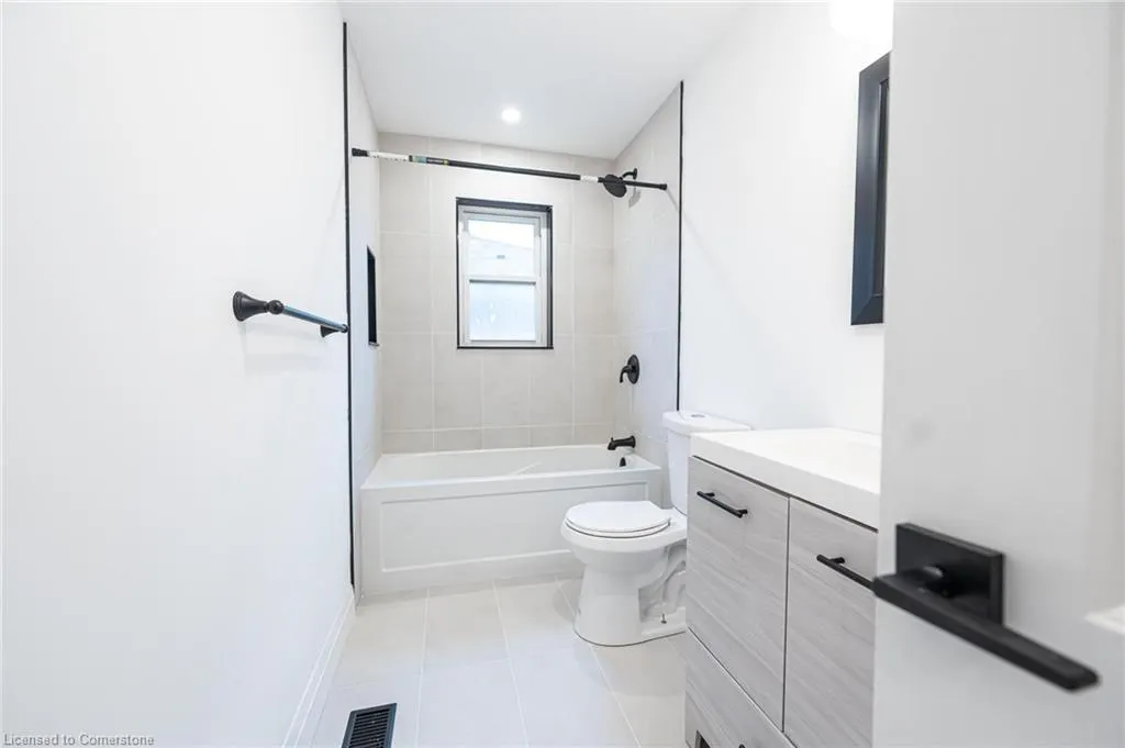 102 East 41st Street, #1