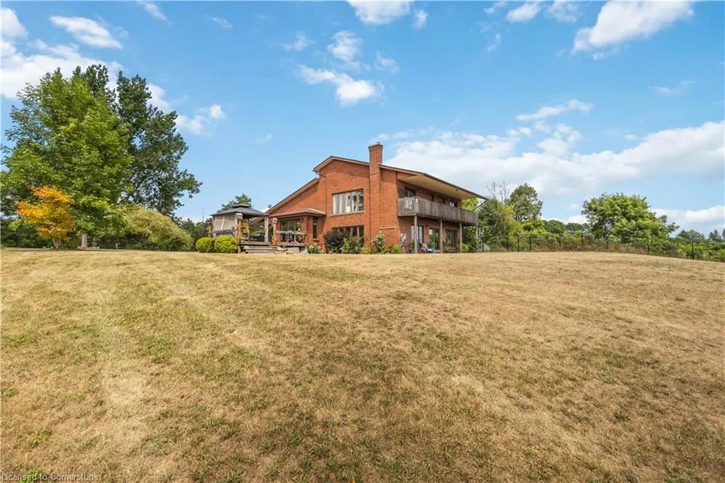 827544 Township Rd 8