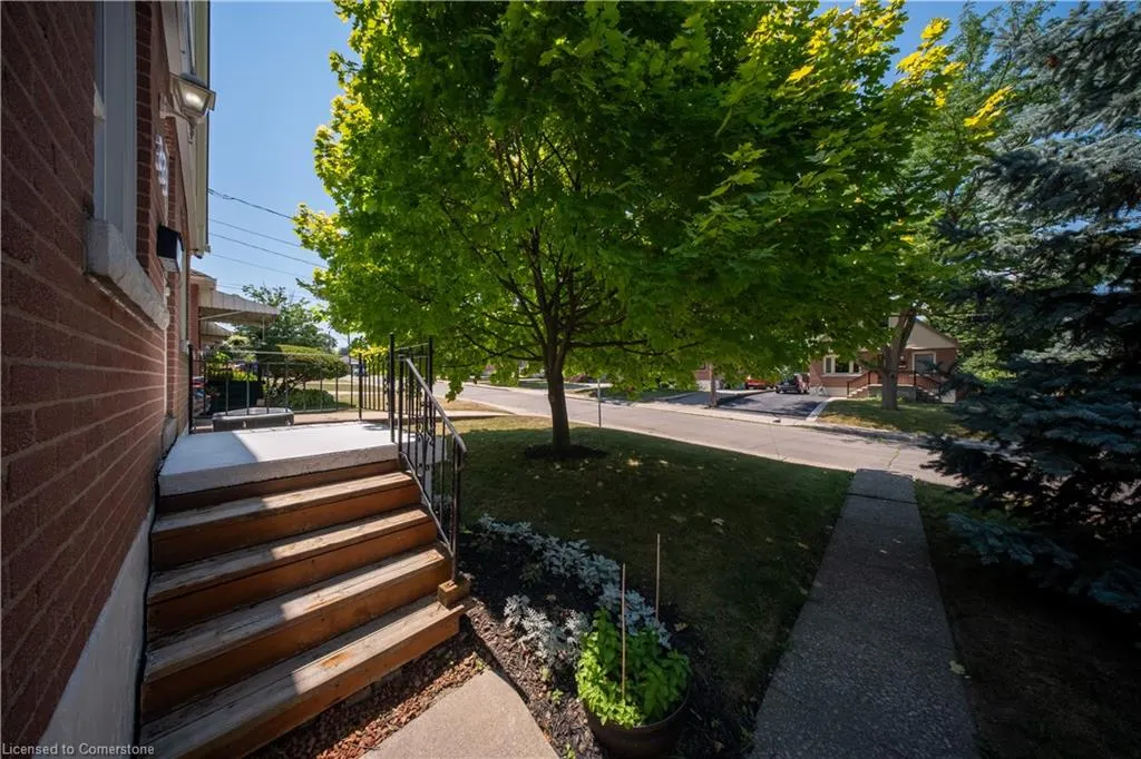 339 Arlington Road