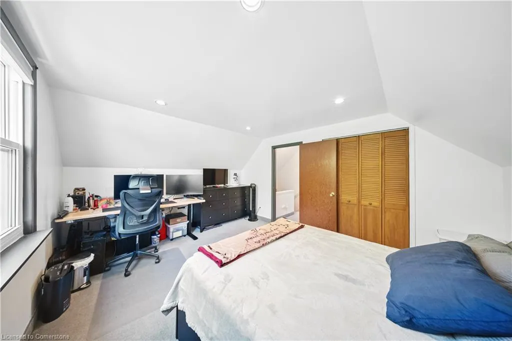 339 Arlington Road