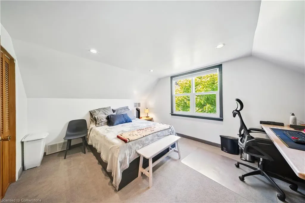 339 Arlington Road