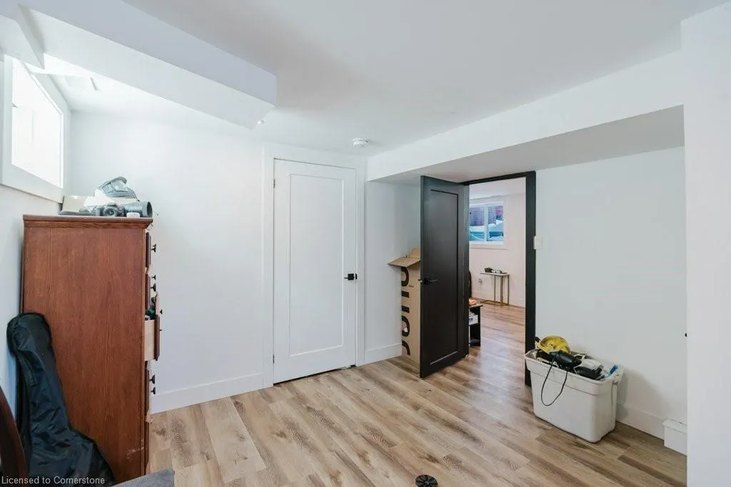 859 Upper Ottawa Street, #Lower