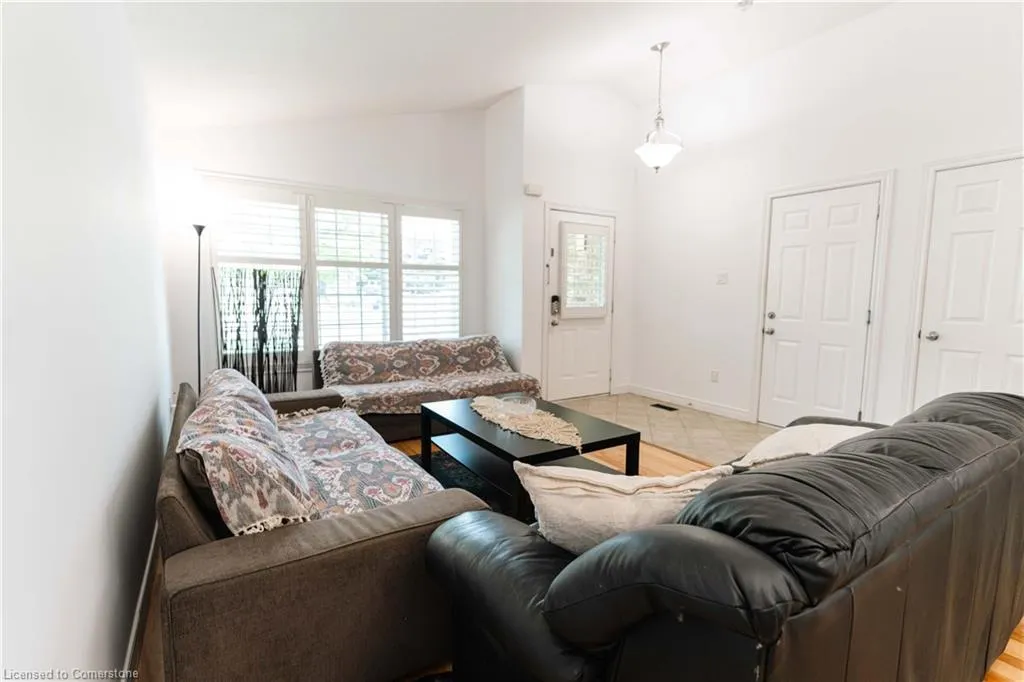 837 Upper Ottawa Street