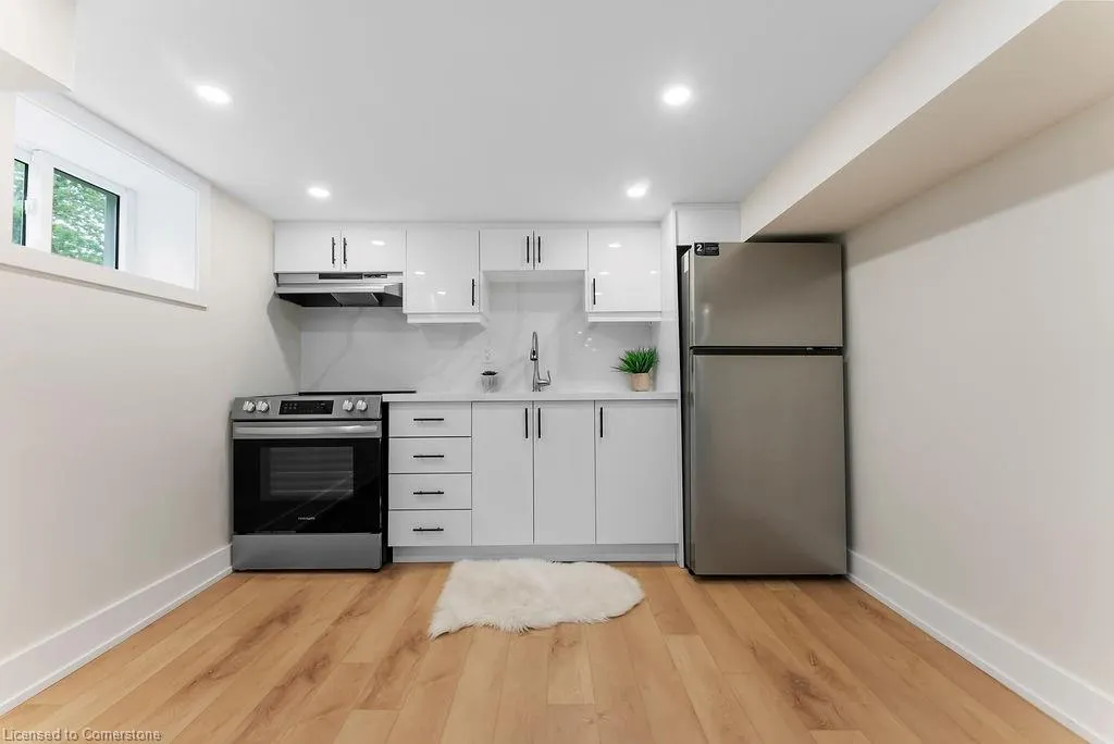 272 East 15th Street