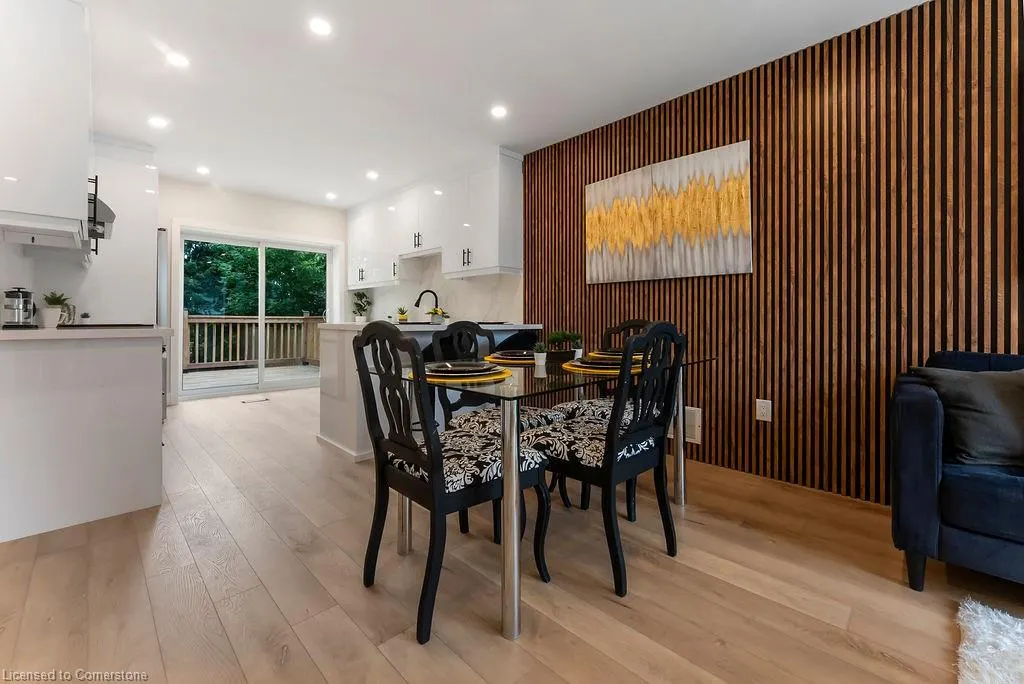 272 East 15th Street