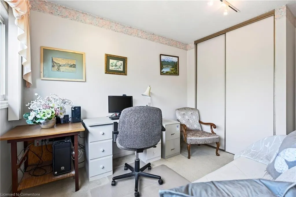 1552 Kerns Road, #4