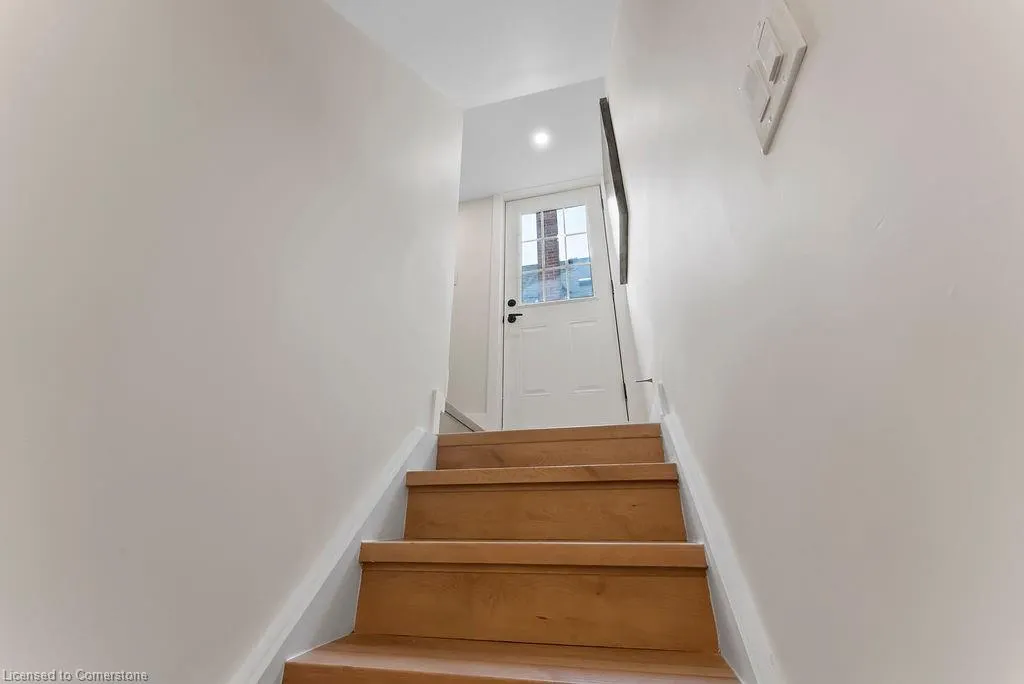 272 East 15th Street