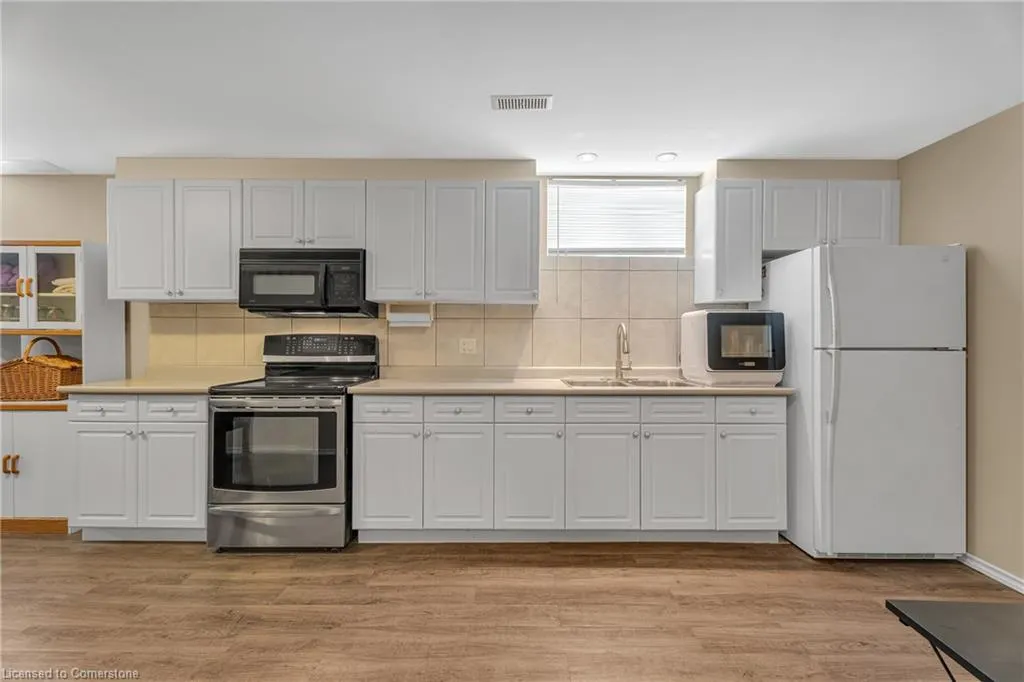 2 Vinehill Drive
