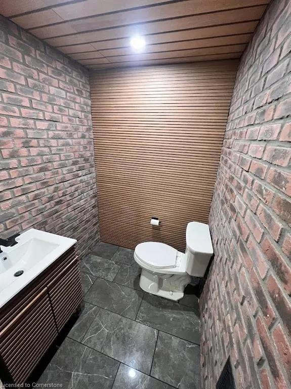 38 Bigwin Road, #2B