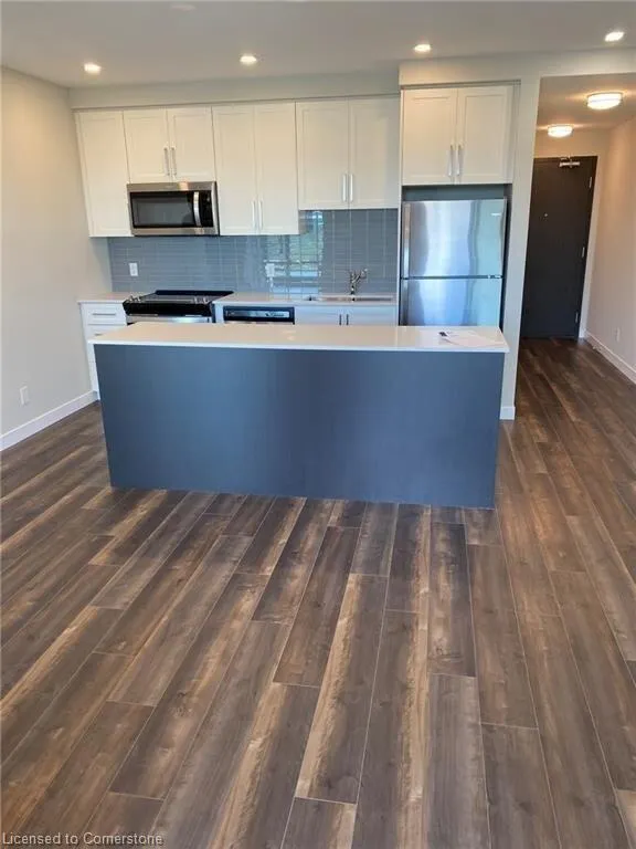 15 Queen Street S, #2207