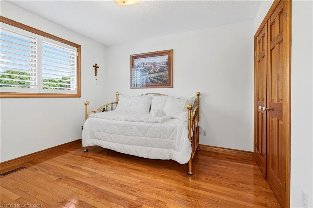 194 Butterfield Court