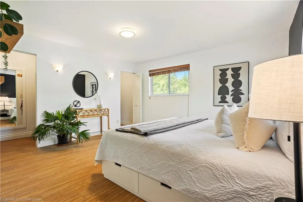 1309 Swan Street