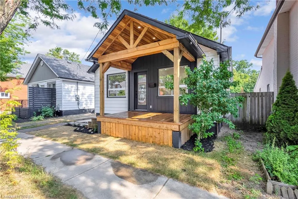 59 Eagle Avenue