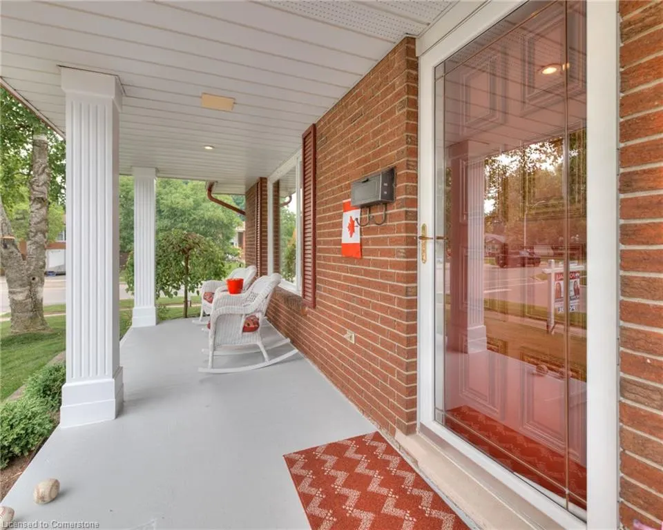 1 Kingfisher Drive