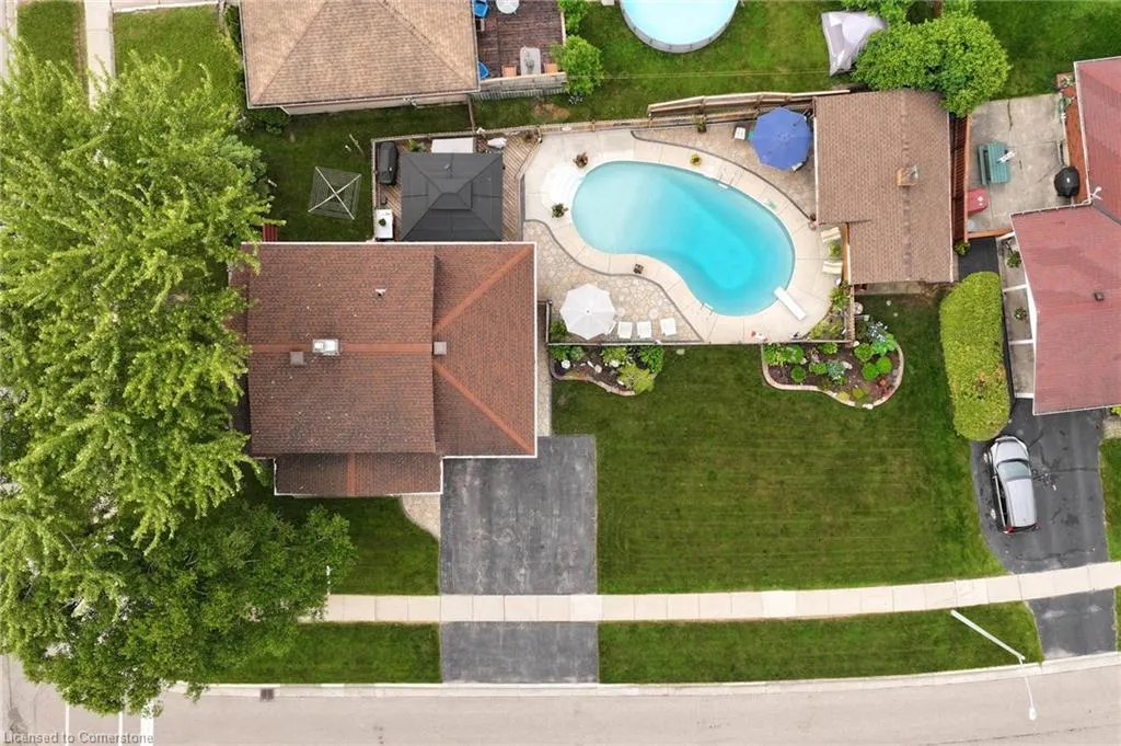 1 Kingfisher Drive