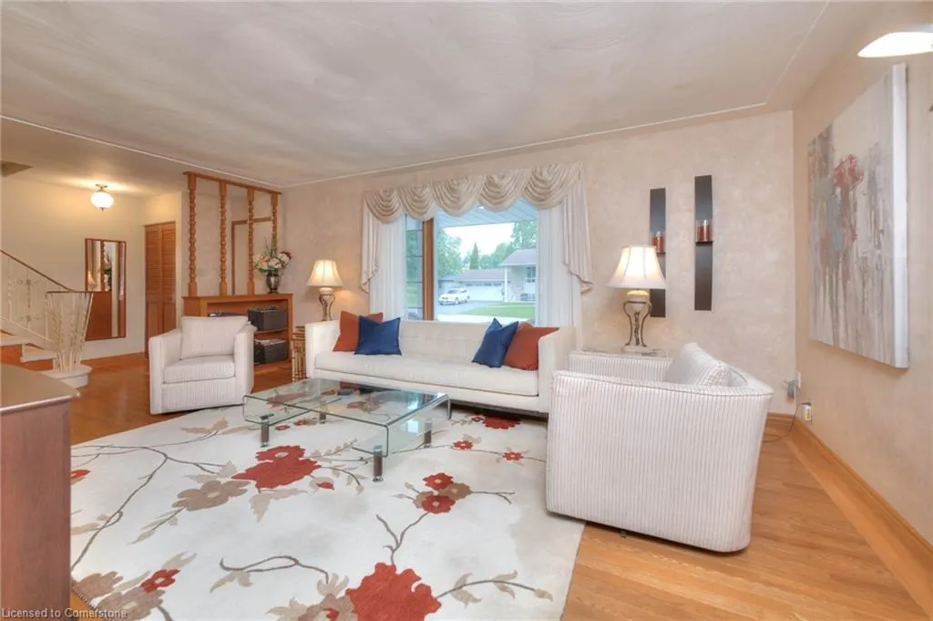 1 Kingfisher Drive