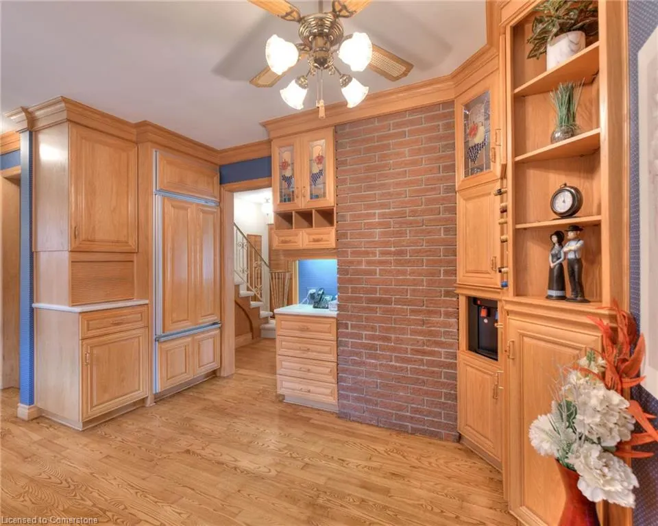 1 Kingfisher Drive