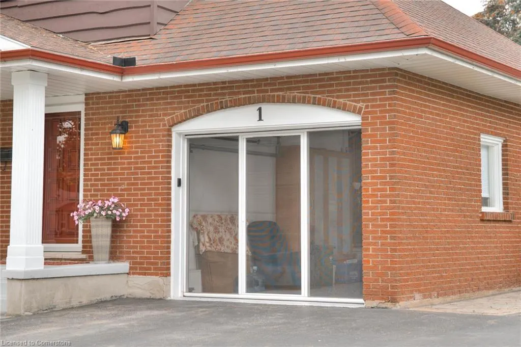 1 Kingfisher Drive