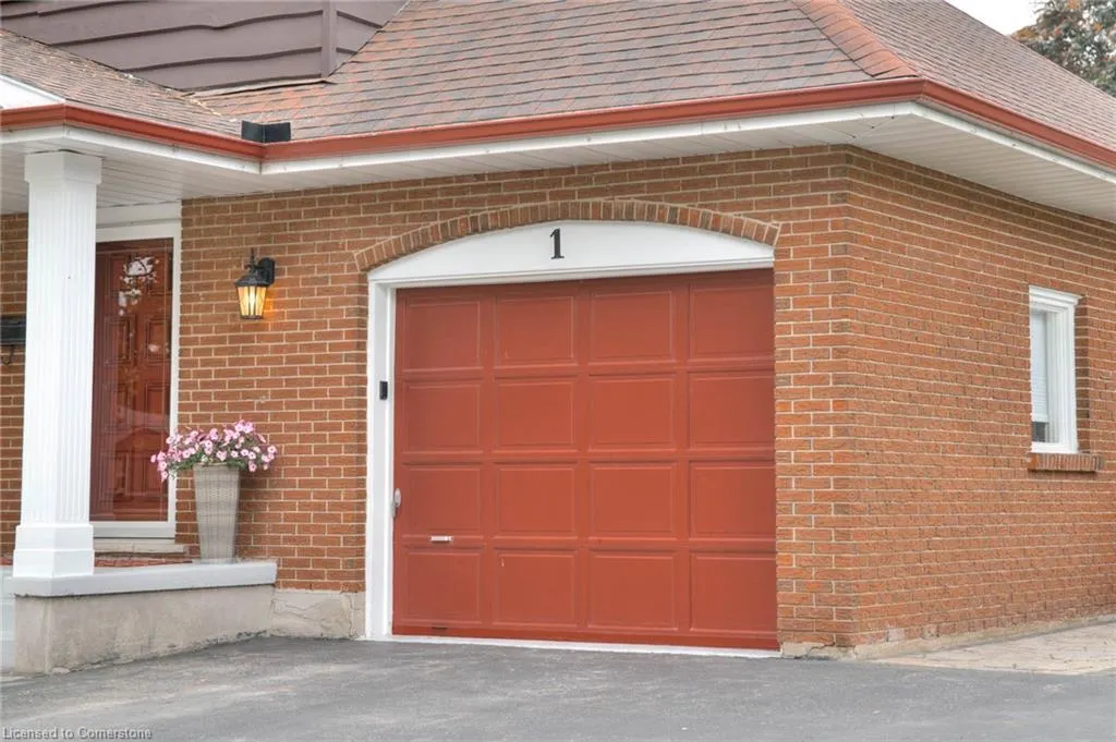 1 Kingfisher Drive
