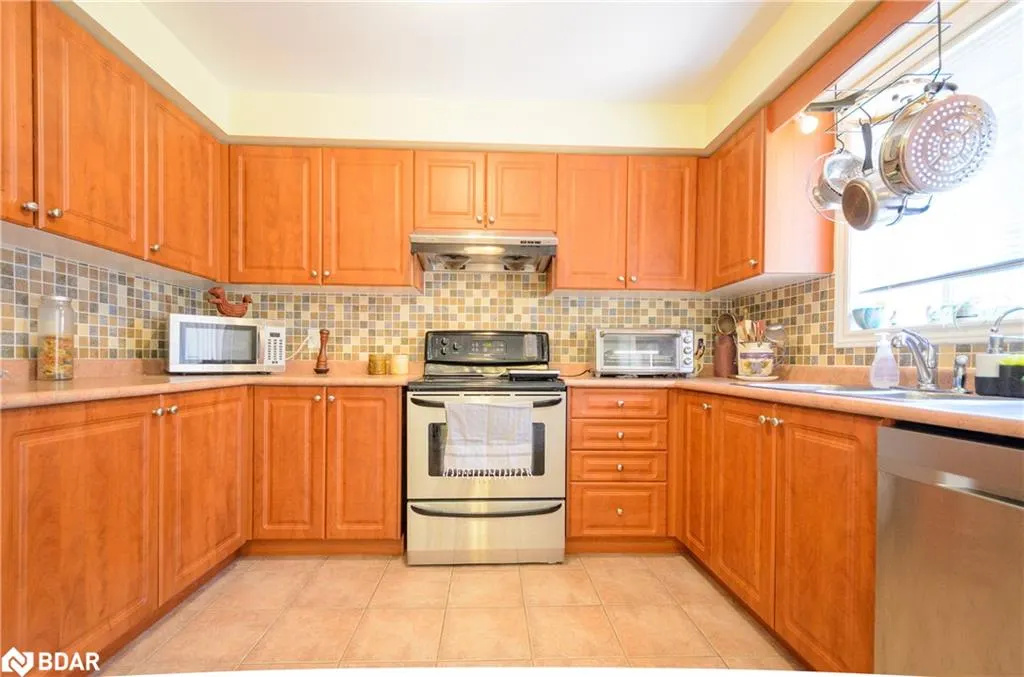 6 Brown Wood Drive