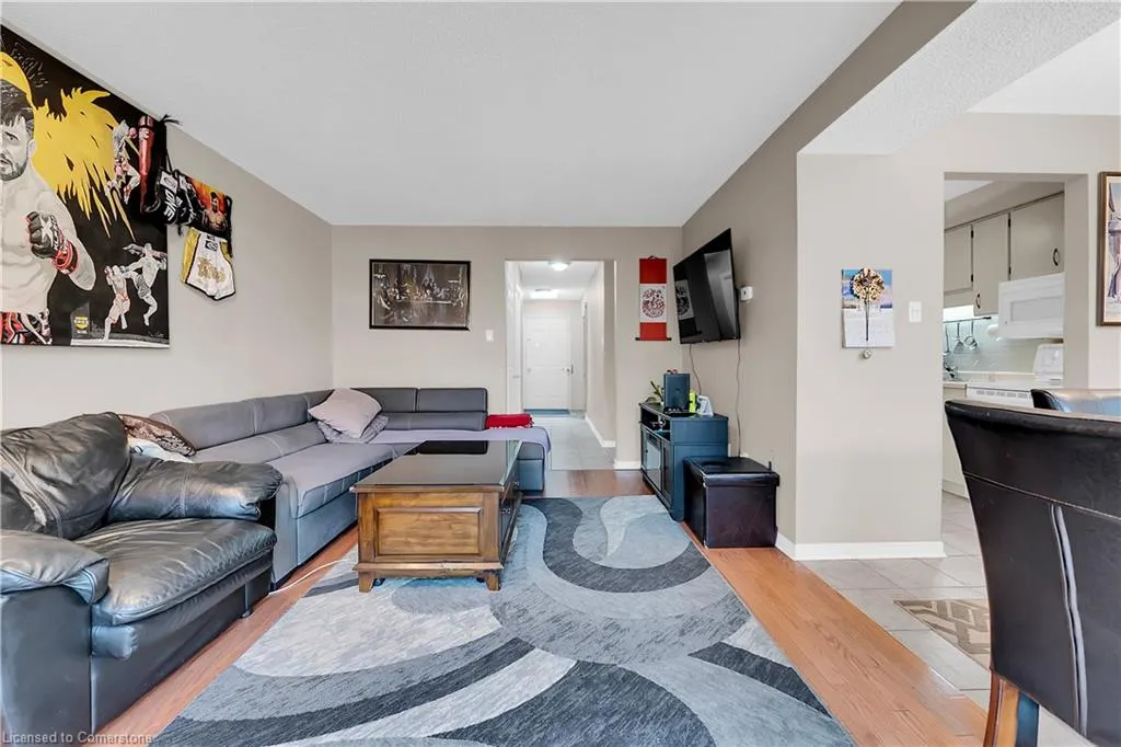 5016 Friesen Boulevard