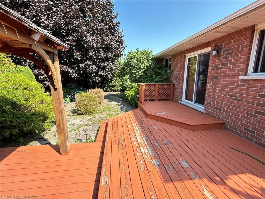 7 Fanshawe Street