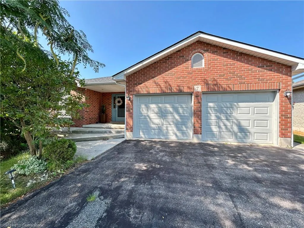 7 Fanshawe Street
