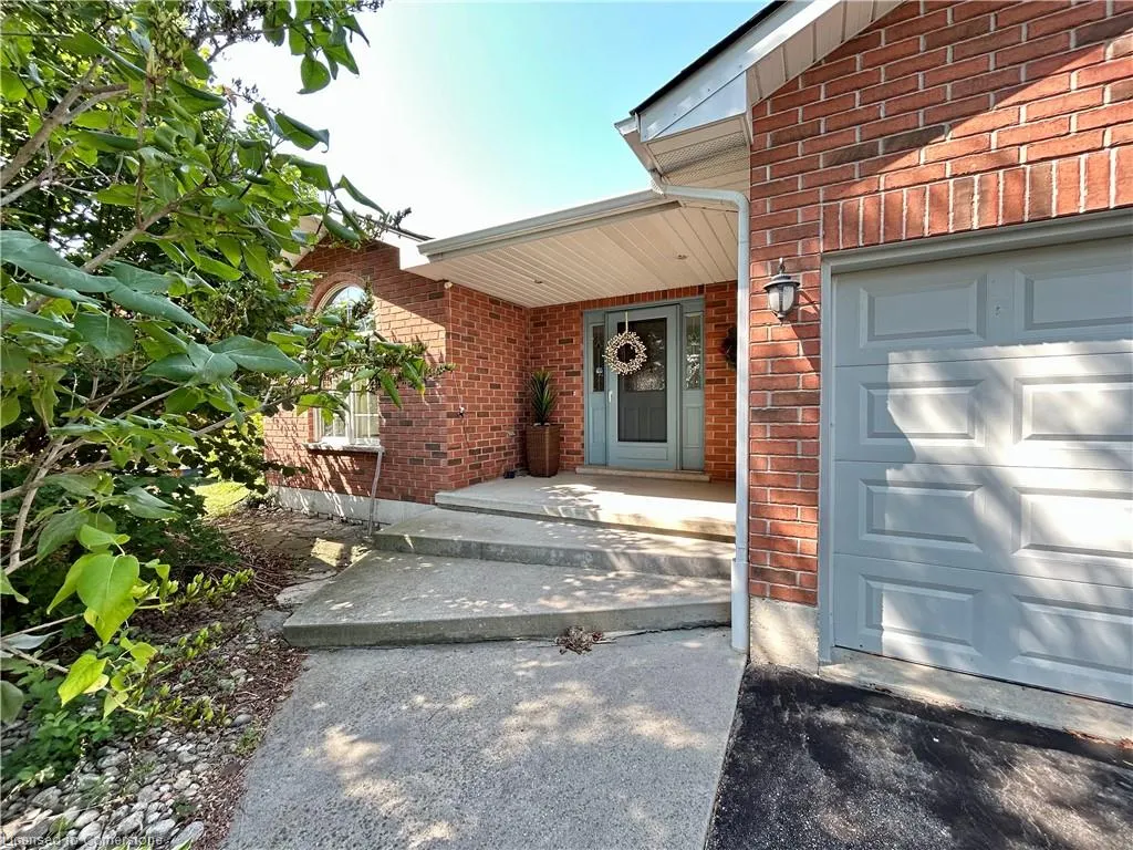 7 Fanshawe Street