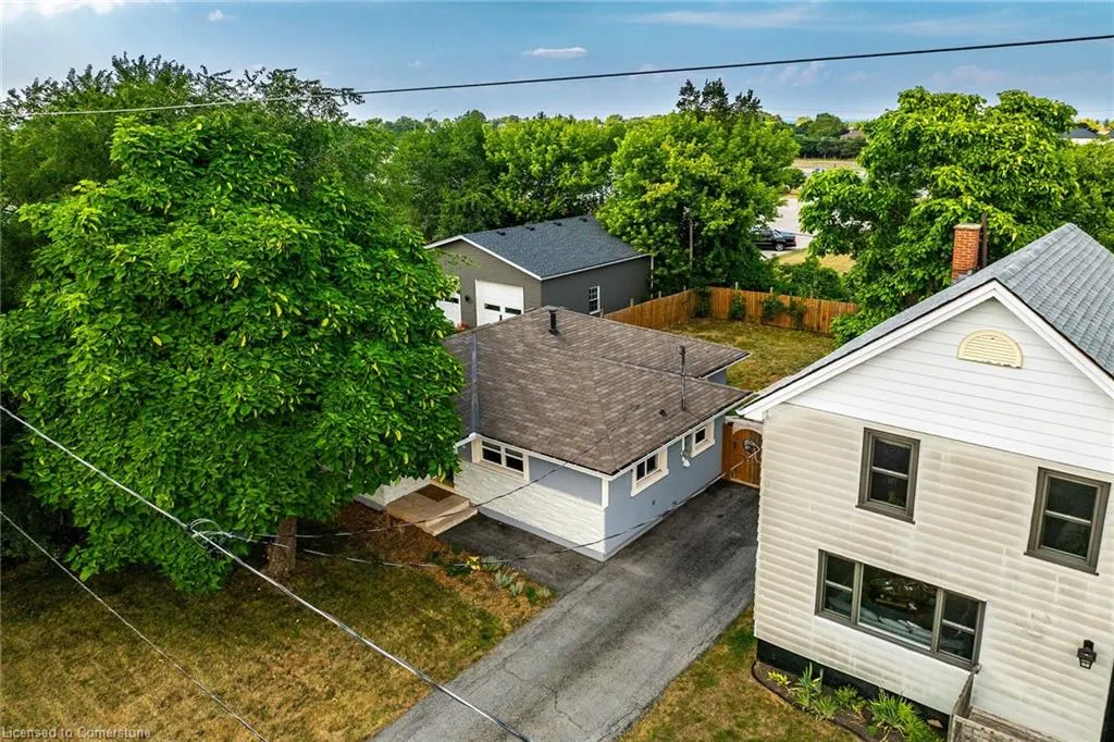6 Lincoln Avenue