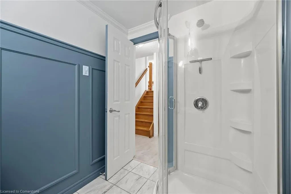113 Martinglen Crescent