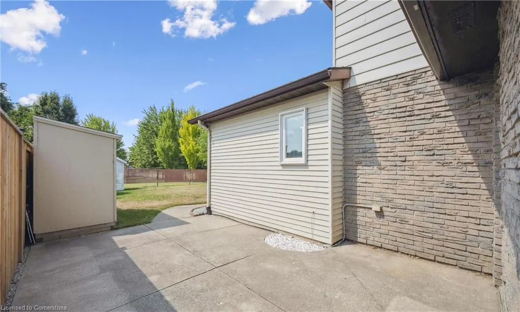 136 St Jerome Crescent