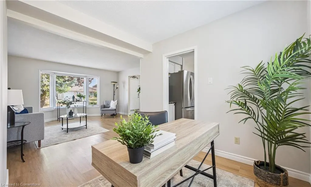 136 St Jerome Crescent