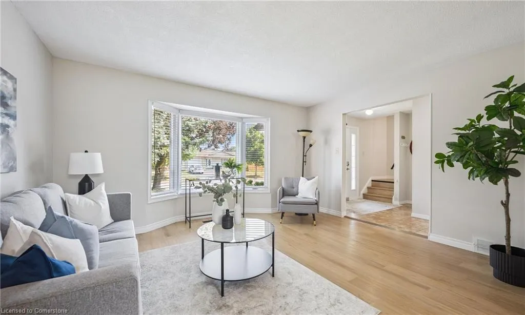 136 St Jerome Crescent