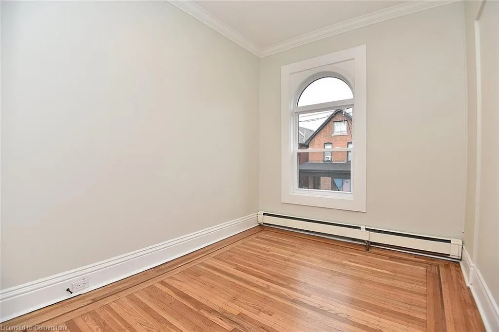 66 Erie Avenue, #Upper