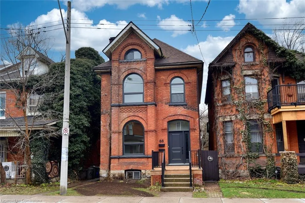 66 Erie Avenue, #Upper