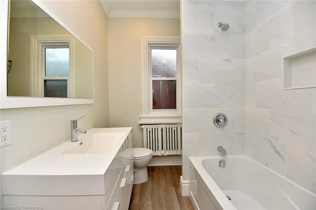 66 Erie Avenue, #Upper