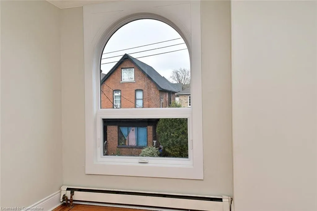 66 Erie Avenue, #Upper