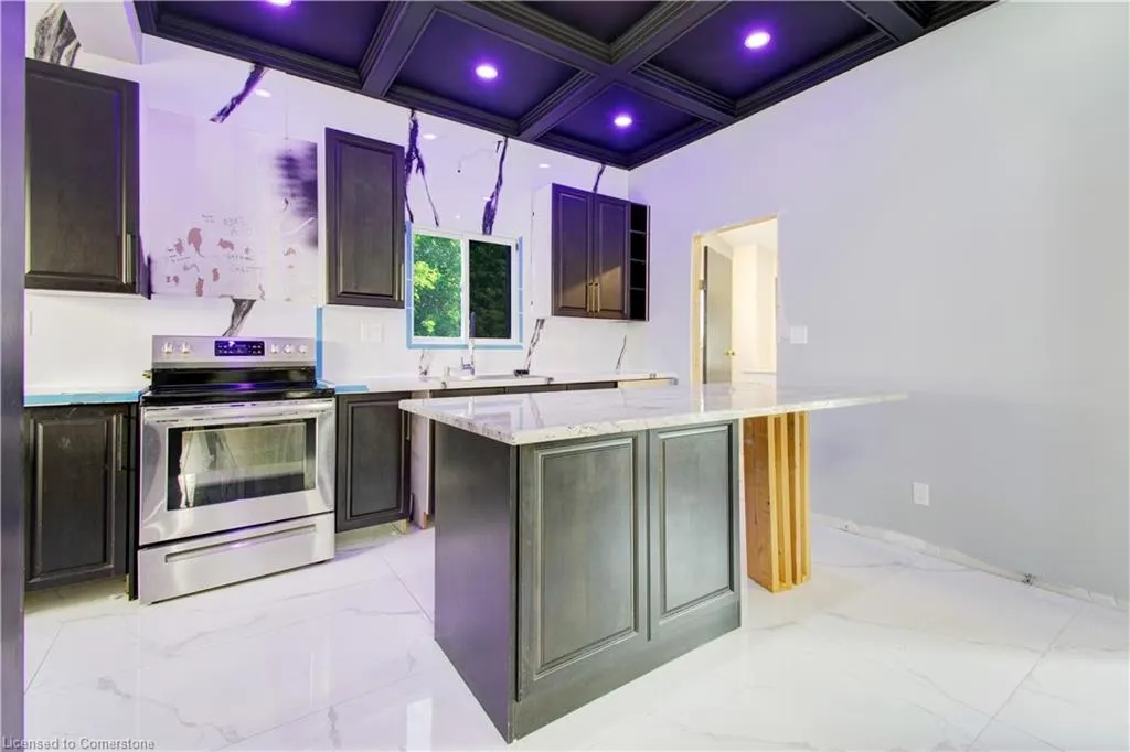 85 East 37th Street