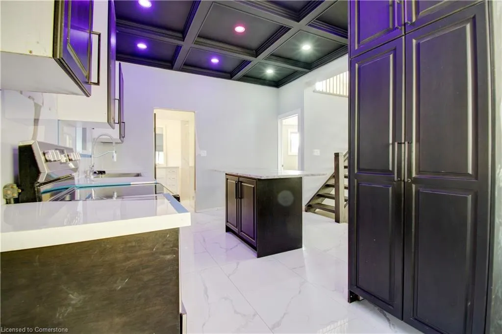 85 East 37th Street