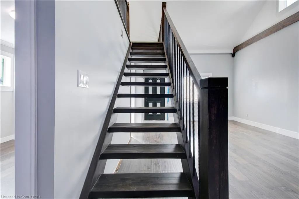 85 East 37th Street