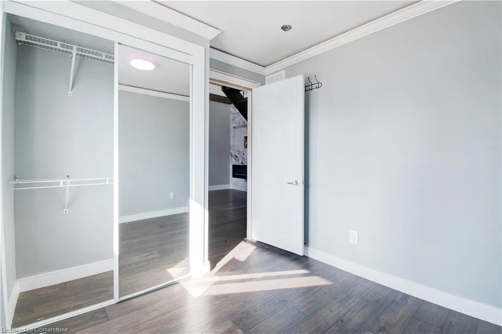 85 East 37th Street