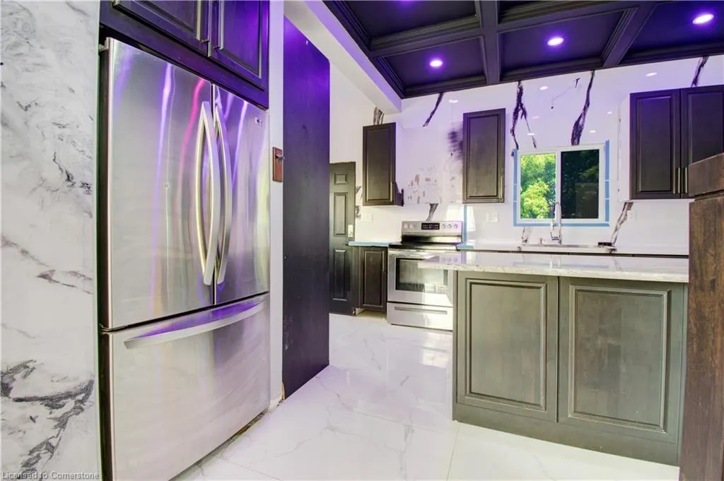 85 East 37th Street